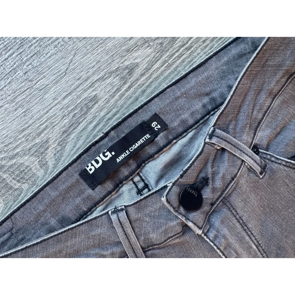 BDG Urban Outfitters Skinny Jeans Size 29 NWT Gray Wash Y2K - Picture 4 of 6